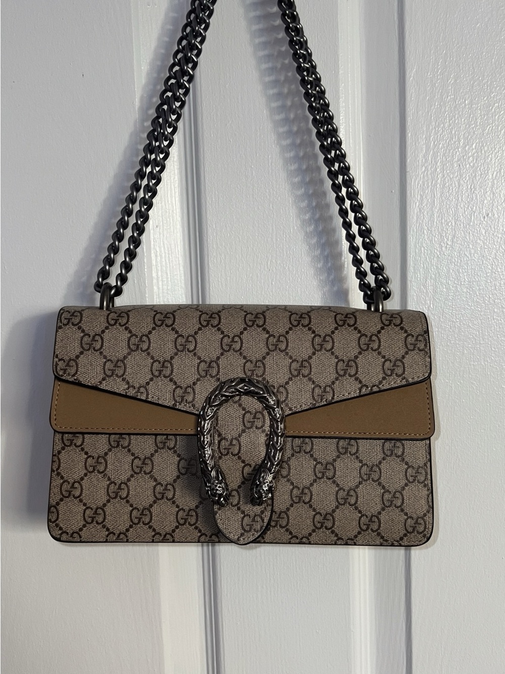 Gucci Dionysus Medium GG Supreme Bag - Amazing Condition